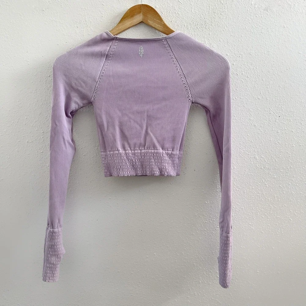 FREE PEOPLE Movement Cut It Out Long‎ Sleeve Ribbed Lavender Top Size XS/S